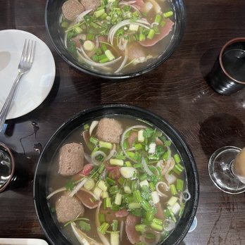 Pho Cafe - Combo Combination Beef Noodle Soup (Pho Xe Lue) - Noodles Near Me - Daly City, California