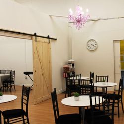 Jellybeenz Indoor Playground - CAFE'