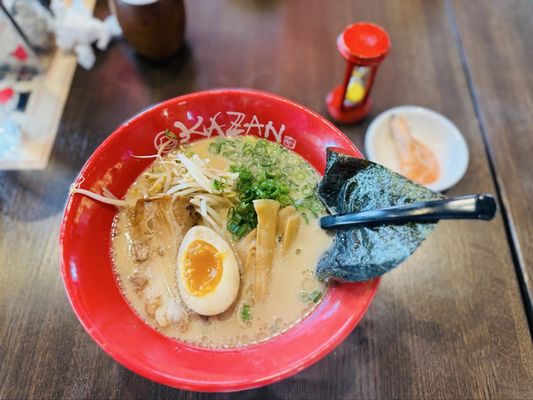 Kazzan Ramen & Bar by null