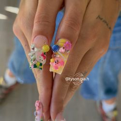 Milavu Nail Studio - Nail Artist: Tyson
