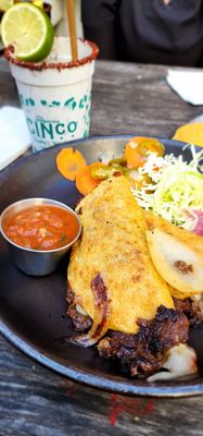 Taqueria Cinco by null
