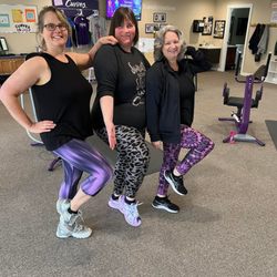 Curves - Ready for a fast, fun workout?
