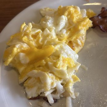 Denny's - Scrambled shelled eggs - American Near Me - O'Fallon, Illinois