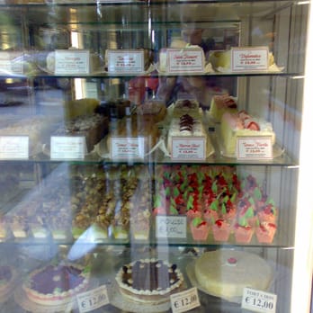 Gelateria del Borsa - Desserts and frozen cakes - Ice Cream & Frozen Yogurt Near Me - Bergamo, BG