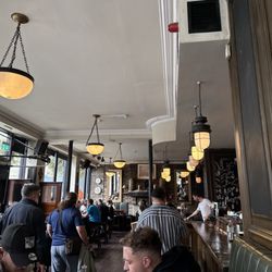 Arthur's Pub