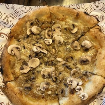 Contessa Miami - Funghi pizza - Italian Near Me - Miami, Florida Contessa Miami - Funghi pizza - Italian Near Me - Miami, Florida