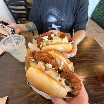 Macaco Spicy Chicken Sandwiches - Had the macaco with fresh lemonade and it was a 10/10 . Highly recommend - Sandwiches Near Me - Gilroy, California Macaco Spicy Chicken Sandwiches - Had the macaco with fresh lemonade and it was a 10/10 . Highly recommend - Sandwiches Near Me - Gilroy, California