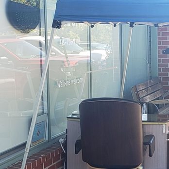 Trendy Nail Spa - Outdoor set up - Nail Salons Near Me - Fairfax, California Trendy Nail Spa - Outdoor set up - Nail Salons Near Me - Fairfax, California