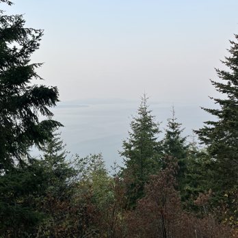 Oyster Dome Trail - Beautiful but foggy/smoky view of the bay - Hiking Near Me - Bow, Washington Oyster Dome Trail - Beautiful but foggy/smoky view of the bay - Hiking Near Me - Bow, Washington