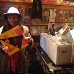 LA Record Truck