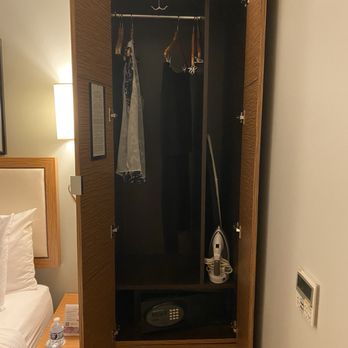 Edge Hotel - Hotels Near Me - New York, New York Edge Hotel - Hotels Near Me - New York, New York