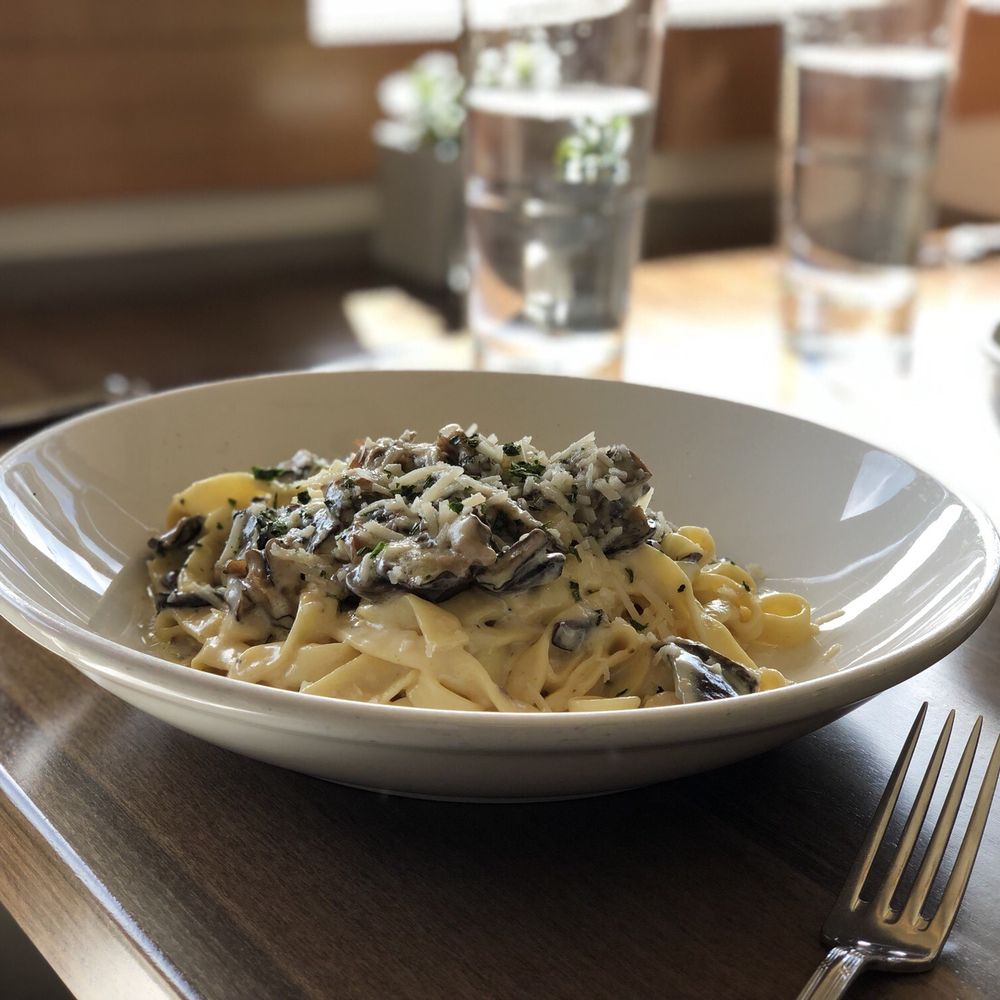 V's restaurant + bar - Wild Mushroom Tagliatelle - Italian Near Me - Malibu, California V's restaurant + bar - Wild Mushroom Tagliatelle - Italian Near Me - Malibu, California