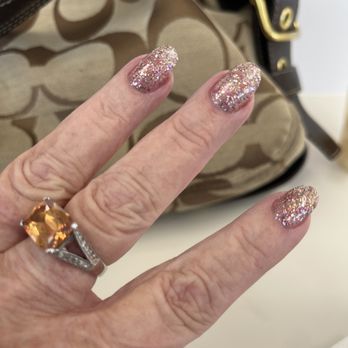 Paradise Nails - Nail Salons Near Me - Sacramento, California