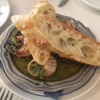 Poulet Bleu - Burgundy escargot - French Near Me - Pittsburgh, Pennsylvania