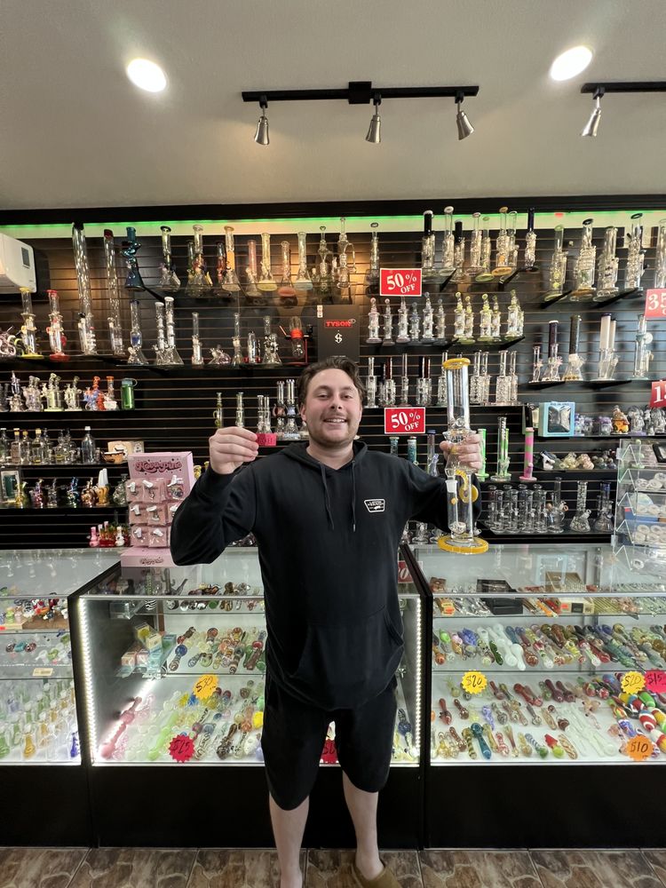 Reup Smoke Shop San Diego 25th Smoke And Vape, 2479 Broadway, San Diego, CA  92102, US Smoke Shack San Marcos Ca Australia