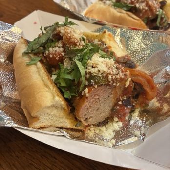 Stuntpig - Half of Il Vampiro - Burgers Near Me - Pittsburgh, Pennsylvania