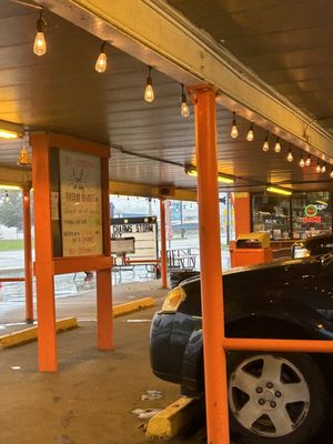 Eddie's Drive In by null