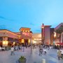 Photo of Los Cerritos Center