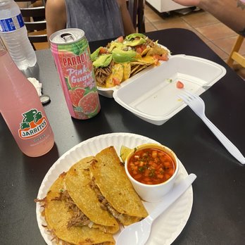 Neveria Y Taqueria Yesi - Tacos Near Me - Phoenix, Arizona Neveria Y Taqueria Yesi - Tacos Near Me - Phoenix, Arizona