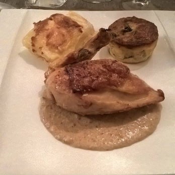 Le Duo Gourmand - Suprême de pintade fermière farci aux cèpes - French Near Me - Mende, 48
