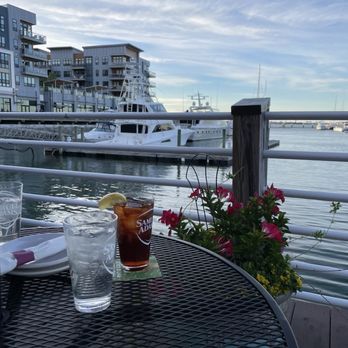 Victory Point - Outdoor Water View - Seafood Near Me - Quincy, Massachusetts