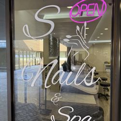 S NAILS AND SPA