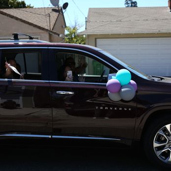 Sarsie's Parties - Balloon bundles they provide for cars in a caravan! - Party & Event Planning Near Me