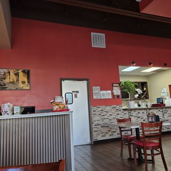 Pho Huong Viet - Inside - Vietnamese Near Me - Longmont, Colorado Pho Huong Viet - Inside - Vietnamese Near Me - Longmont, Colorado