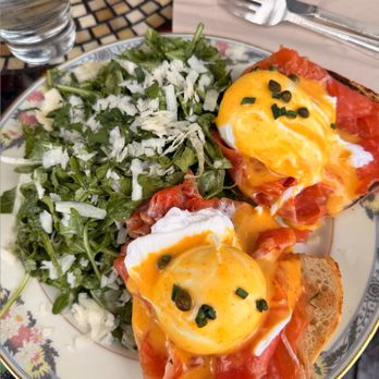 Sideboard - Lafayette - Gravlox Eggs Benedict - Coffee & Tea Near Me - Lafayette, California Sideboard - Lafayette - Gravlox Eggs Benedict - Coffee & Tea Near Me - Lafayette, California