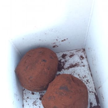 Hukilau Lanai - Truffles as a gift for our wedding - Seafood Near Me - Kapaa, Hawaii Hukilau Lanai - Truffles as a gift for our wedding - Seafood Near Me - Kapaa, Hawaii
