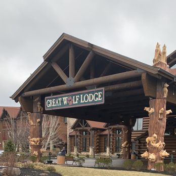 Great Wolf Lodge - Entrance - Resorts Near Me - Scotrun, Pennsylvania