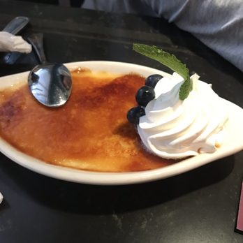 Hollywood & Vine - Crème brûlée - American Near Me - Lake Buena Vista, Florida