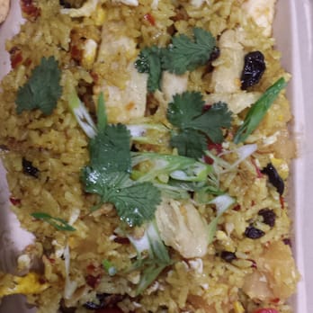 Thai 2 U - Pineapple fried rice with chicken and added spice. - Food Trucks Near Me - Spring Branch, Texas Thai 2 U - Pineapple fried rice with chicken and added spice. - Food Trucks Near Me - Spring Branch, Texas