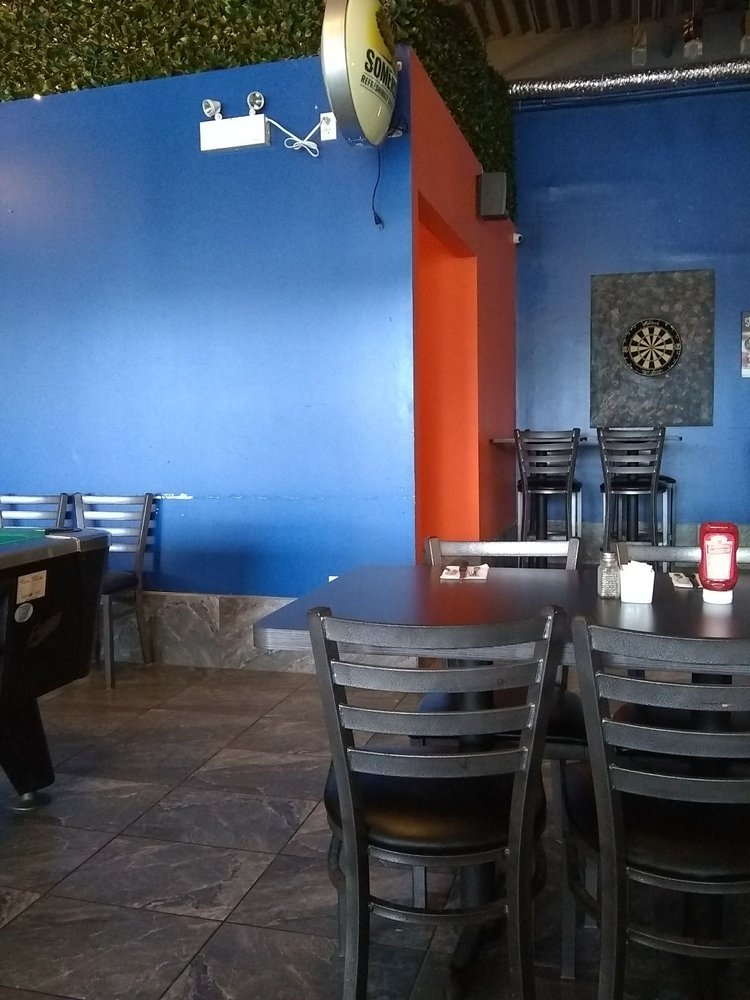 BLUE DIAMOND BAR AND GRILL Updated July 2024 17 Photos 6179 Perth Street, Ottawa, Ontario