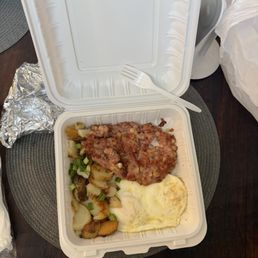 Corn beef hash with breakfast