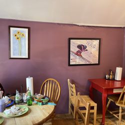 Amazing Grace - Inside the restaurant