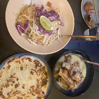 Thaimee Love - Chicken Pad Thai and the Ribs - Thai Near Me - New York, New York