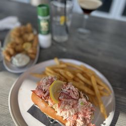 Riverhouse Waterfront Restaurant - Lobster Roll