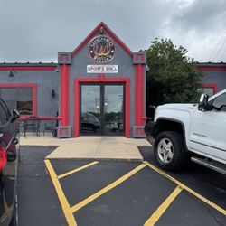 Wicked Willies - Exterior