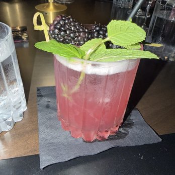 WeVINO - Wine Bars Near Me - Westlake Village, California WeVINO - Wine Bars Near Me - Westlake Village, California