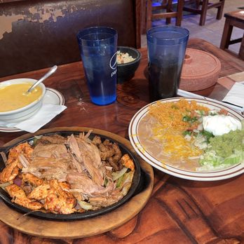 El Tequileño - Arvada - Combination Fajitas for One, Cheese Dip - Mexican Near Me - Arvada, Colorado
