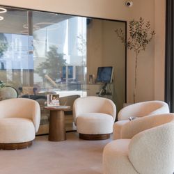 Dentalvana - Dentalvana waiting area