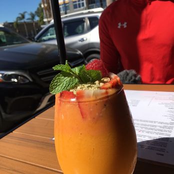 Variable Cafe - Sunset Smoothie - Vegan Near Me - Los Angeles, California