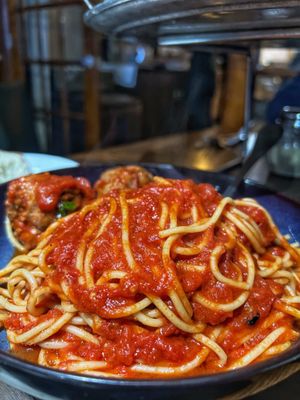 Carmine's by null