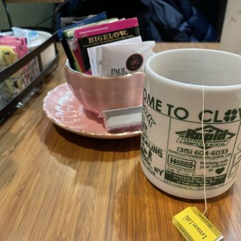 Clover's - Nice tea selection - American Near Me - Skaneateles, New York