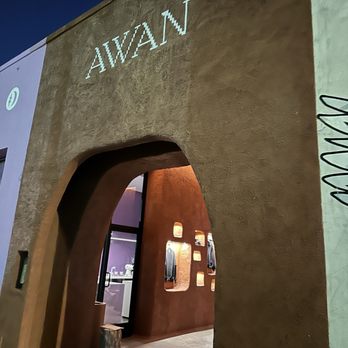 Awan - Outside - Ice Cream & Frozen Yogurt Near Me - Los Angeles, California