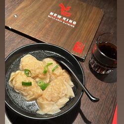 New King - Shrimp dim sum soup