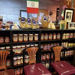 Cascone's Italian Restaurant - Entranceway: sauces, pastas, delicious Italian cookies, and some KC themed items.