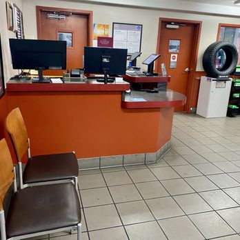 Jiffy Lube - They were as fast as a drive through restaurant. - Auto Repair Near Me - Huntington Beach, California