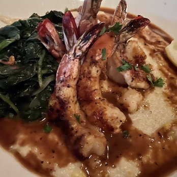 Pappadeaux Seafood Kitchen - -Louisiana- Grilled Shrimp & Grits - Seafood Near Me - Arlington, Texas